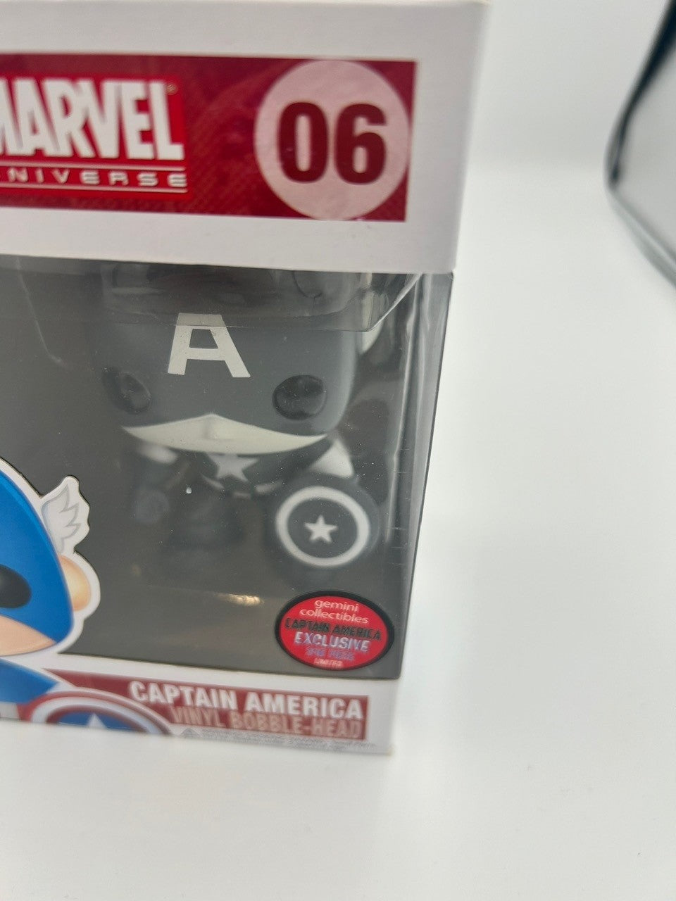 Captain America - #06 - Funko Pop! - Marvel - Captain America -  Gemini Collectibles Exclusive